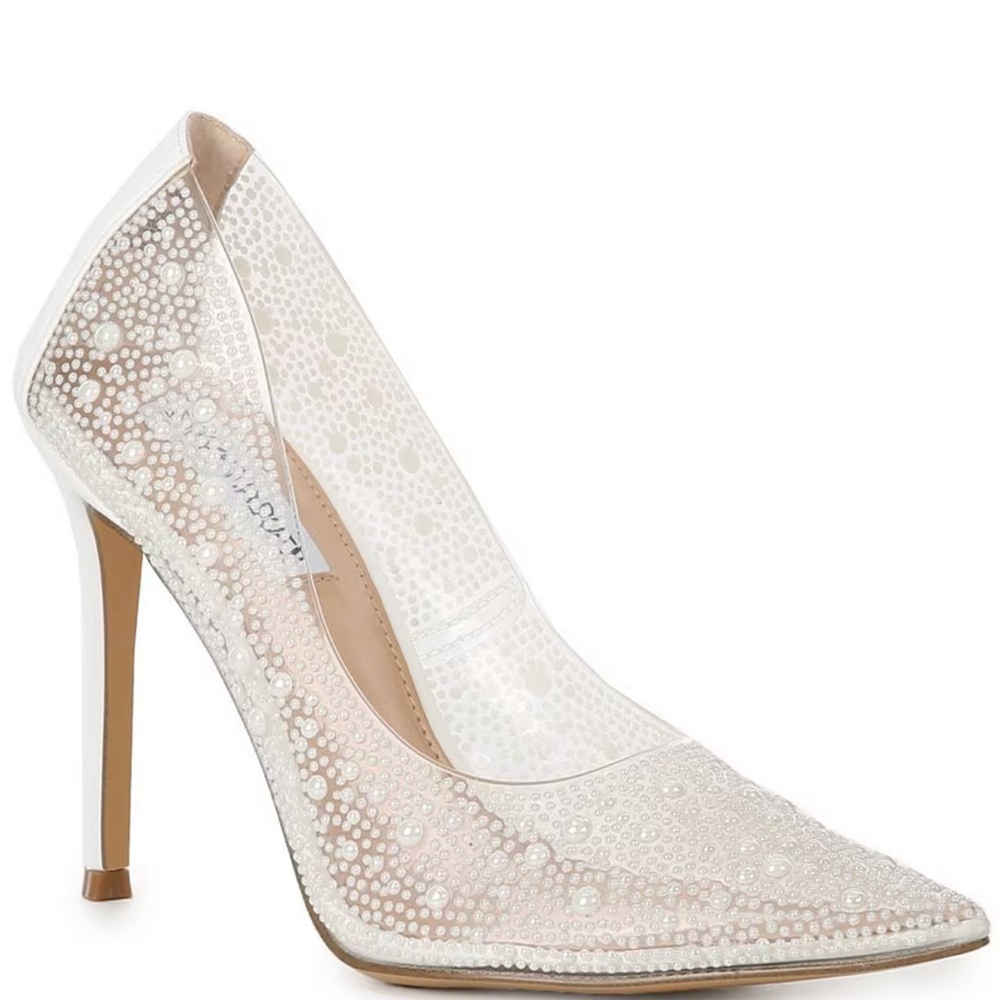 NEVER WORN!! Steve Madden white pearl heels.
